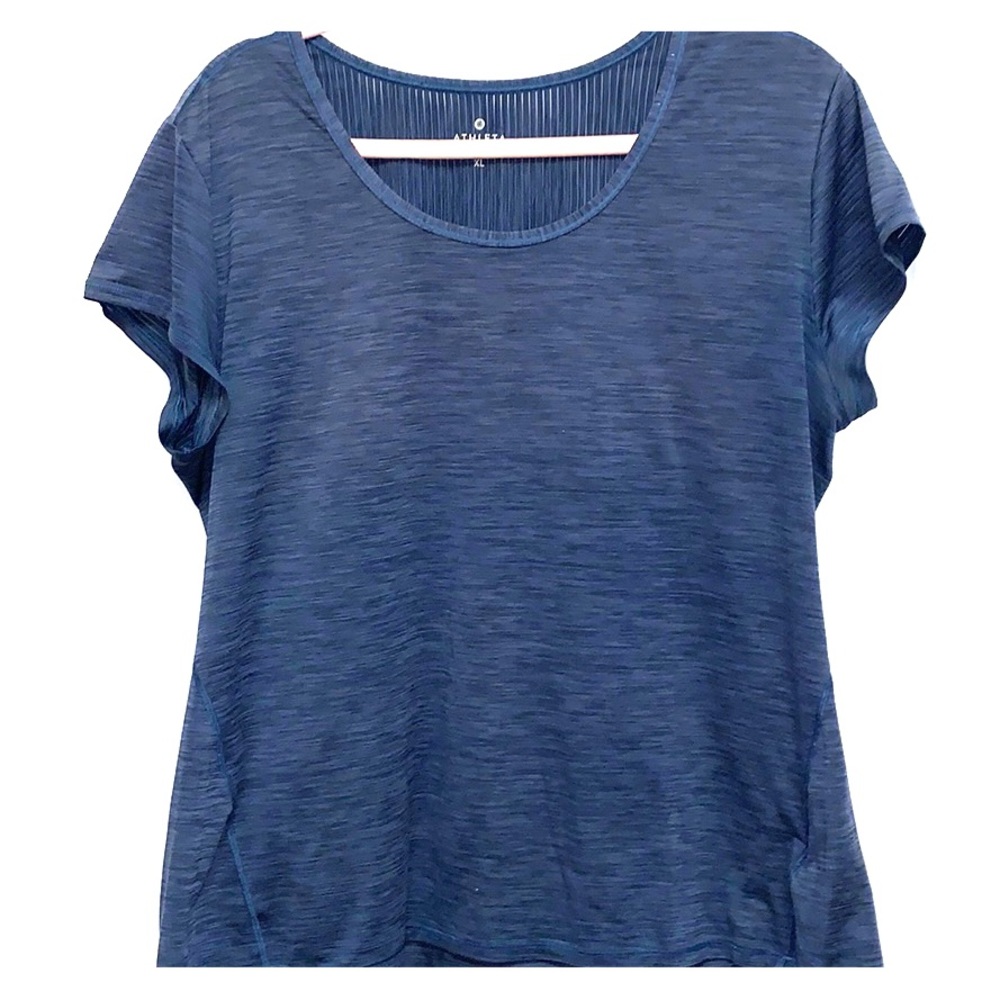 Athleta XL lightweight Top